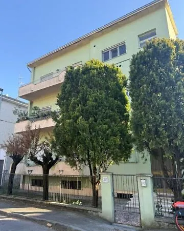 Maison Louis شقة